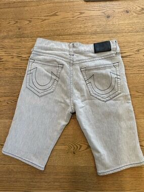 TRUE RELIGION MENS DEAM MODERN TAPERED SHORTS W/ STRETCH SOFT  SZ 28